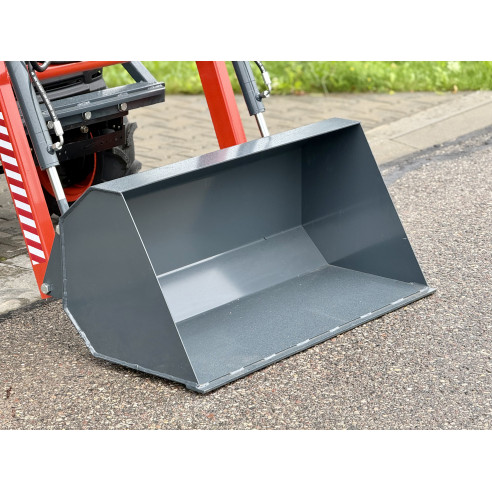 Hinomoto HM3020 with front loader