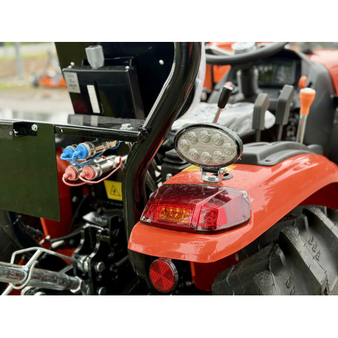 Hinomoto HM-275 su multifunkciniu krautuvu