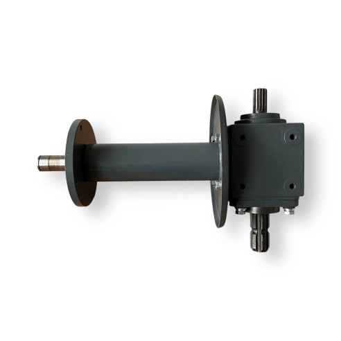 Reduktorius su ašimi rotacinės šienapjovės