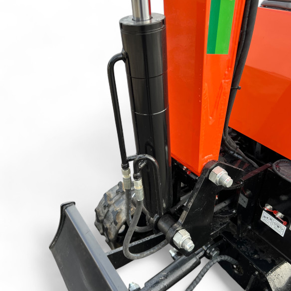 Ekskavatorius Hinomoto COMBAC 10B