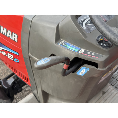 Yanmar Ke-2D su žemės dirbimo freza