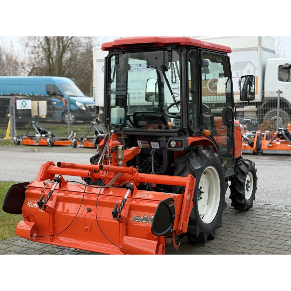 Kubota KB-20 su žemės dirbimo freza