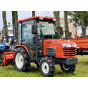 Kubota KB-20 su žemės dirbimo freza