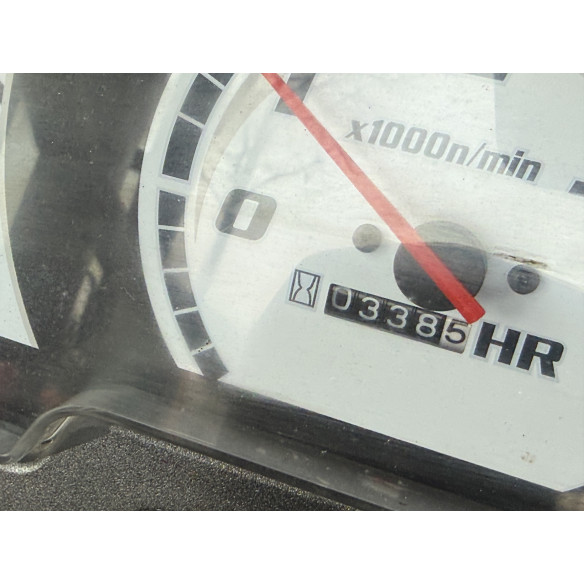 Kubota KB-20 su žemės dirbimo freza