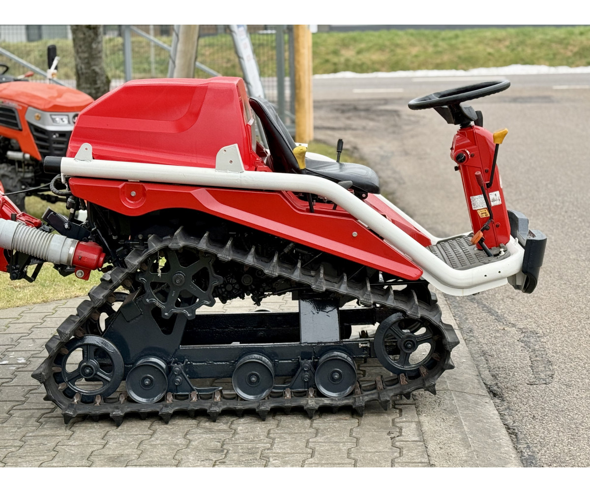 Yanmar AC-10 su žemės dirbimo freza