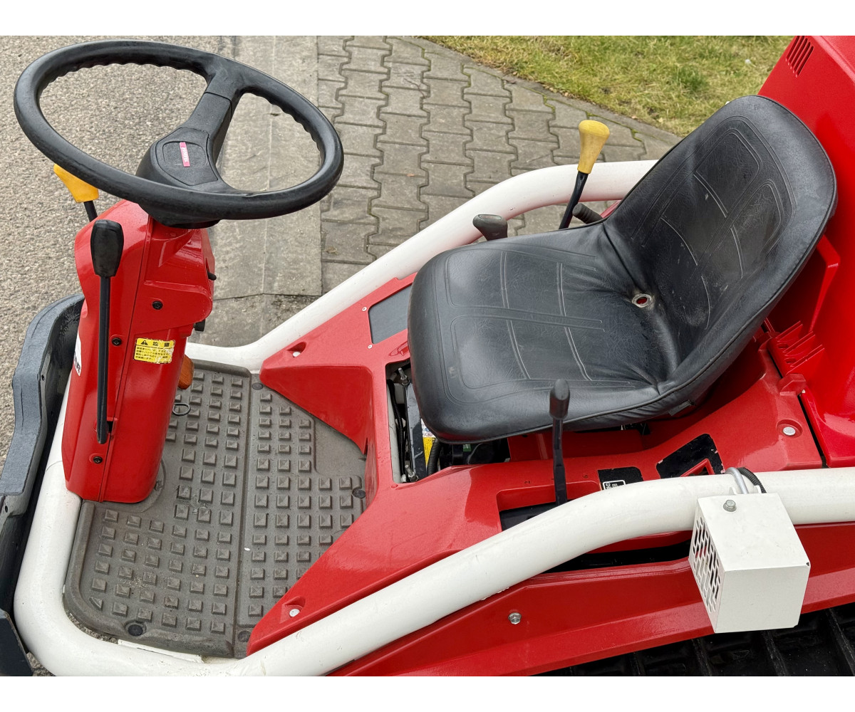 Yanmar AC-10 su žemės dirbimo freza