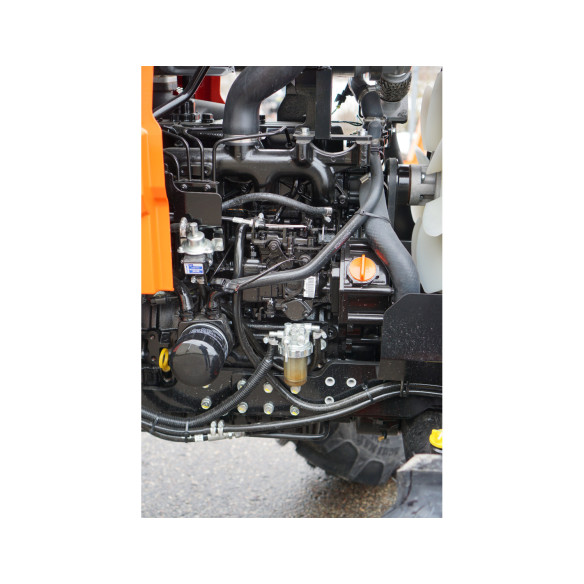 Hinomoto HM475 su frontaliniu krautuvu