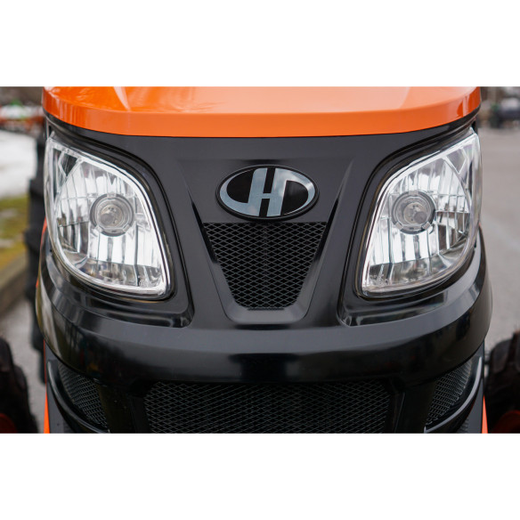 Hinomoto HM475 su frontaliniu krautuvu