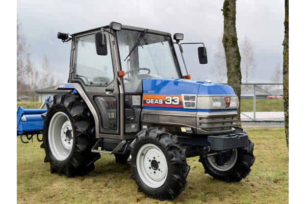 Iseki TG-33 su žemės dirbimo freza
