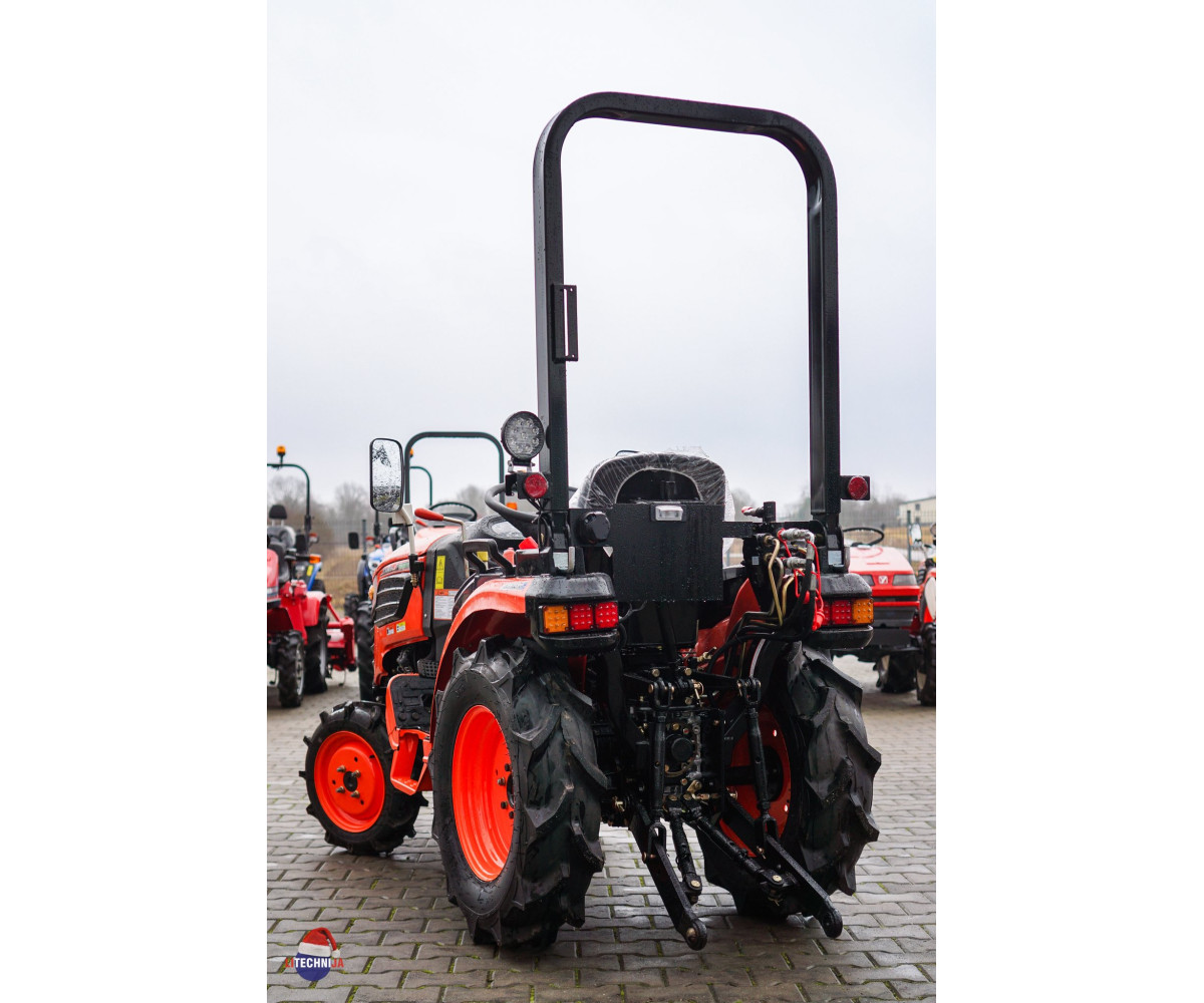 Hinomoto HM-3030 su priekine 3-jų taškų pakaba