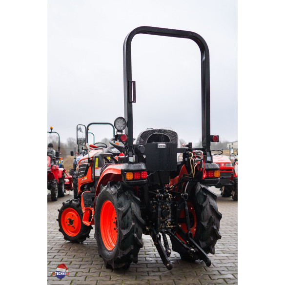 Hinomoto HM-3030 su priekine 3-jų taškų pakaba