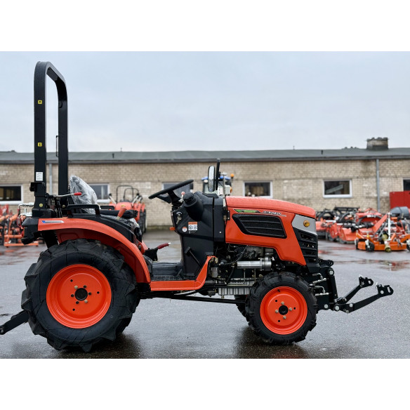 Hinomoto HM-3030 su priekine 3-jų taškų pakaba