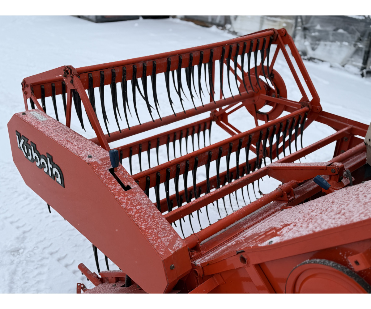 Javų kombainas KUBOTA DC-1