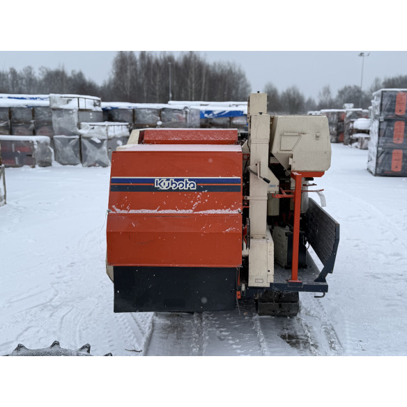 Javų kombainas KUBOTA DC-1