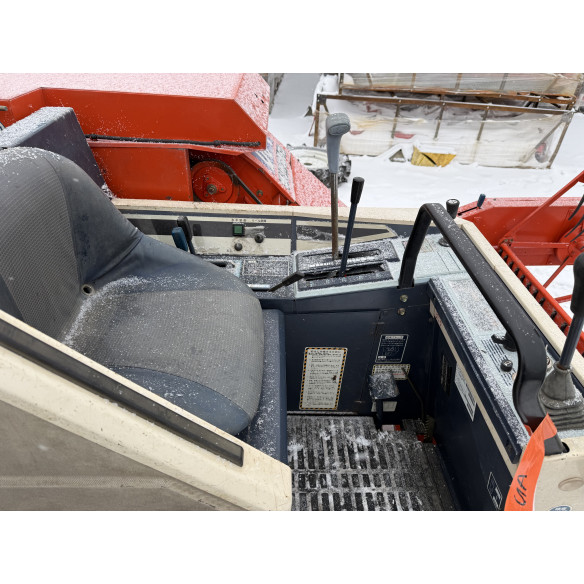 Javų kombainas KUBOTA DC-1