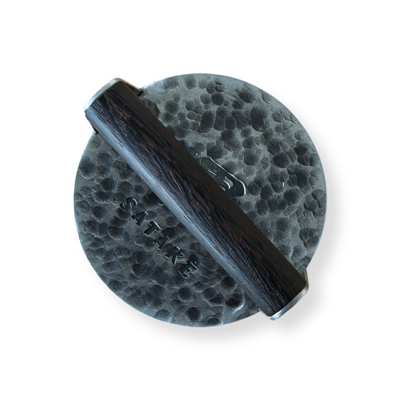 Satake Kuro burger press