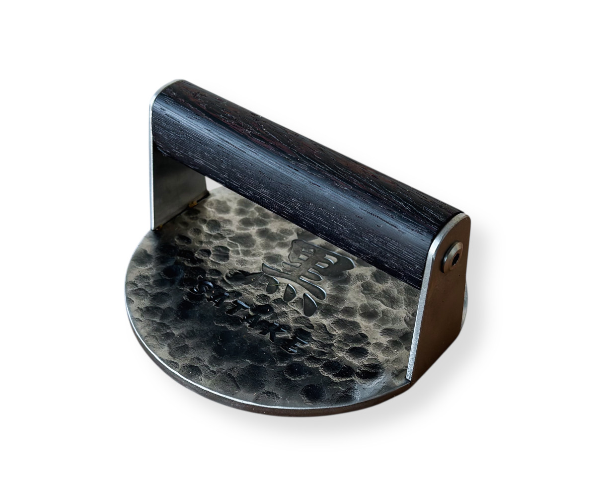 Satake Kuro burger press