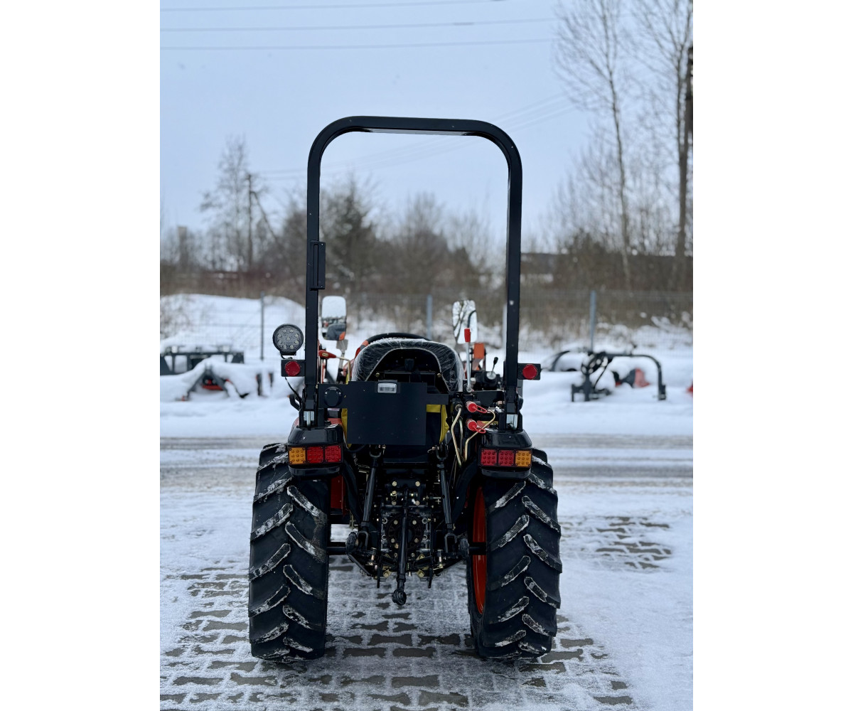 Hinomoto HM3030 with front loader