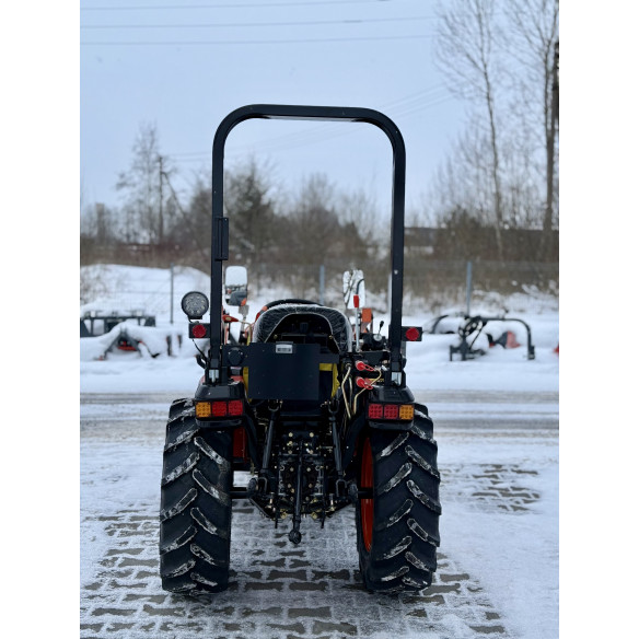 Hinomoto HM3030 with front loader