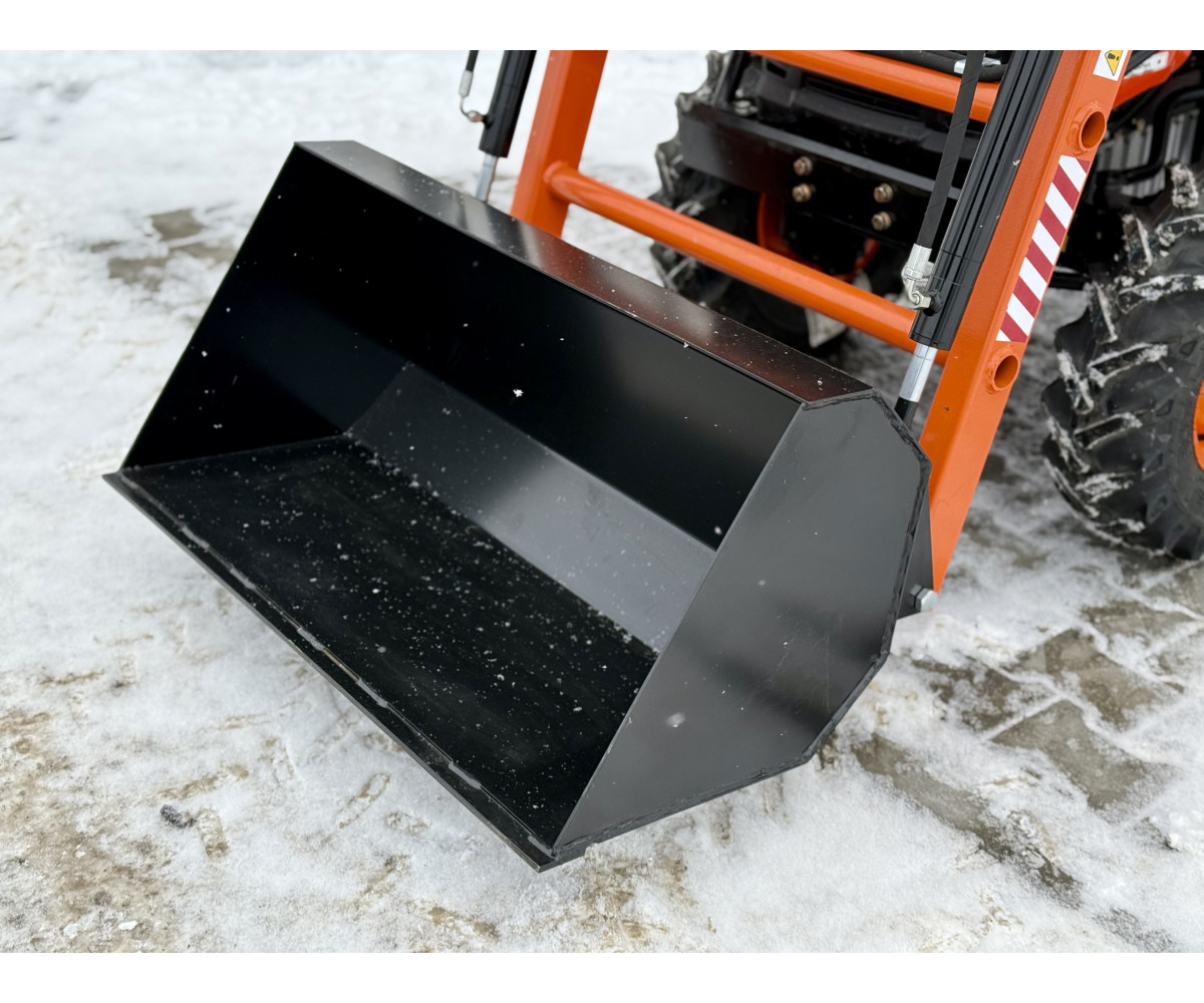 Hinomoto HM3030 with front loader