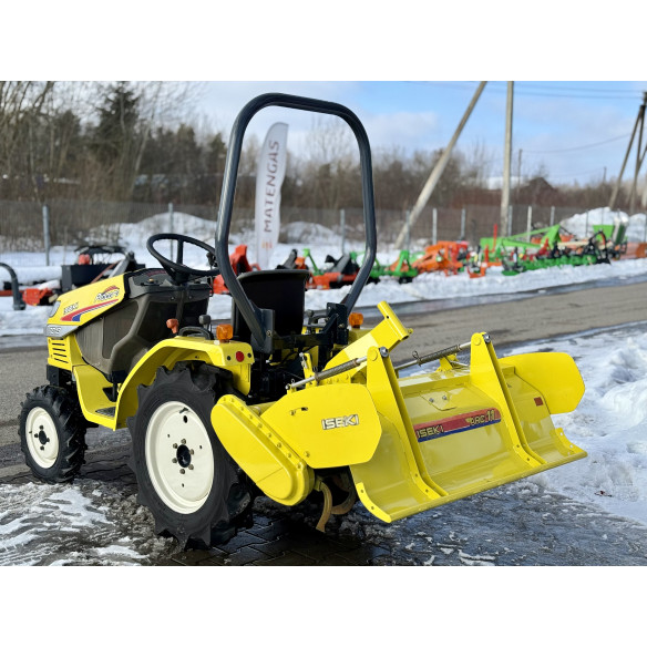 Iseki TC-13 su žemės dirbimo freza