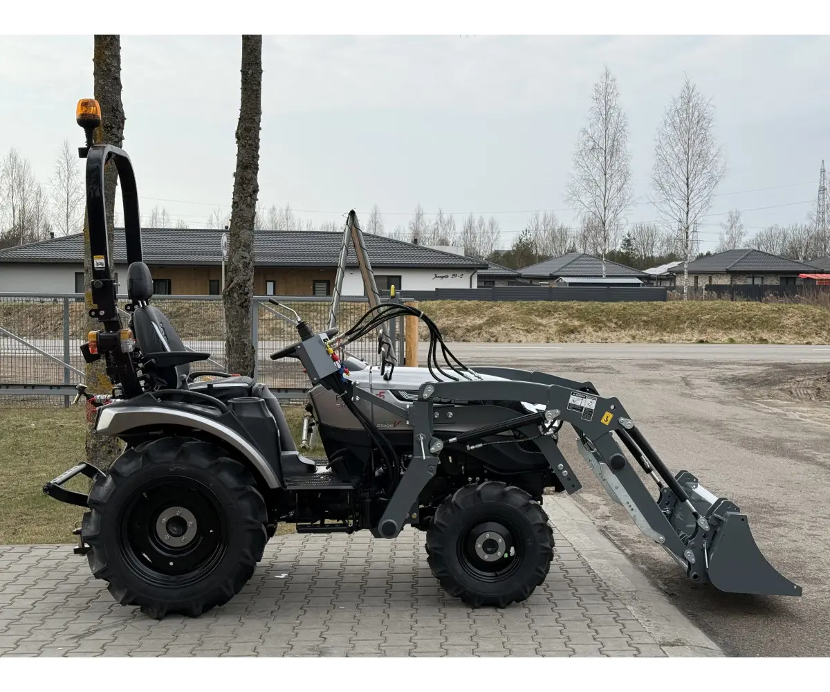 Solis 26HST su frontaliniu krautuvu