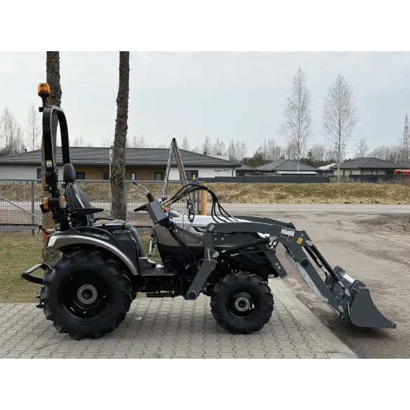 Solis 26HST su frontaliniu krautuvu