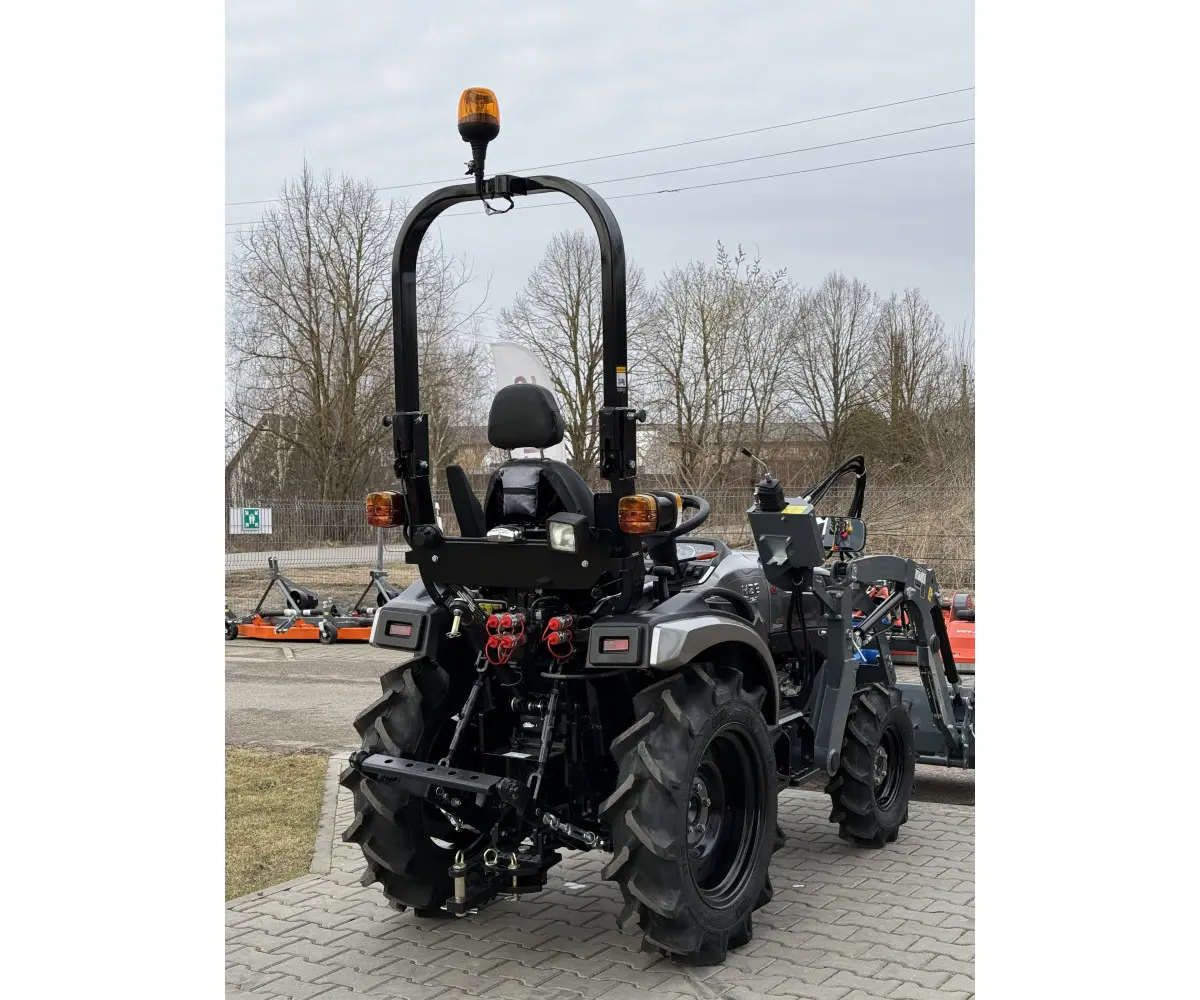 Solis 26HST su frontaliniu krautuvu