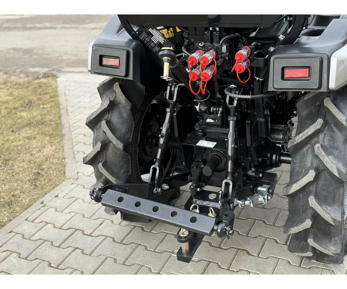 Solis 26HST su frontaliniu krautuvu