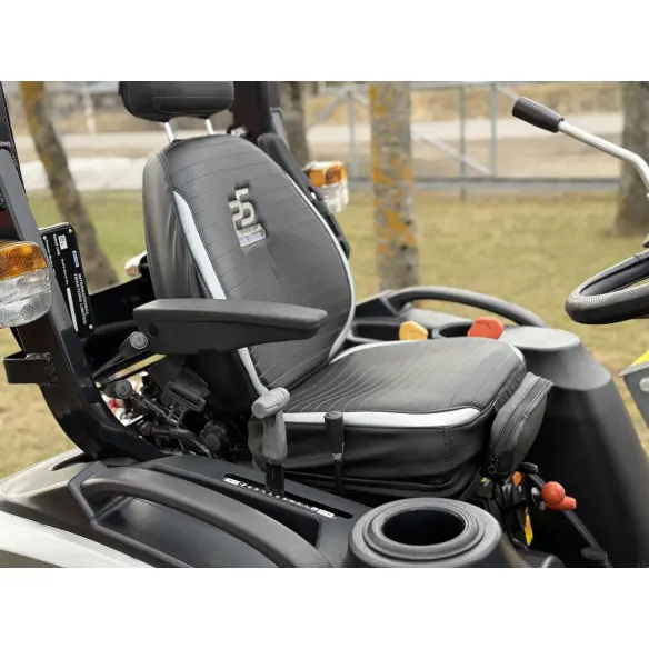 Solis 26HST su frontaliniu krautuvu