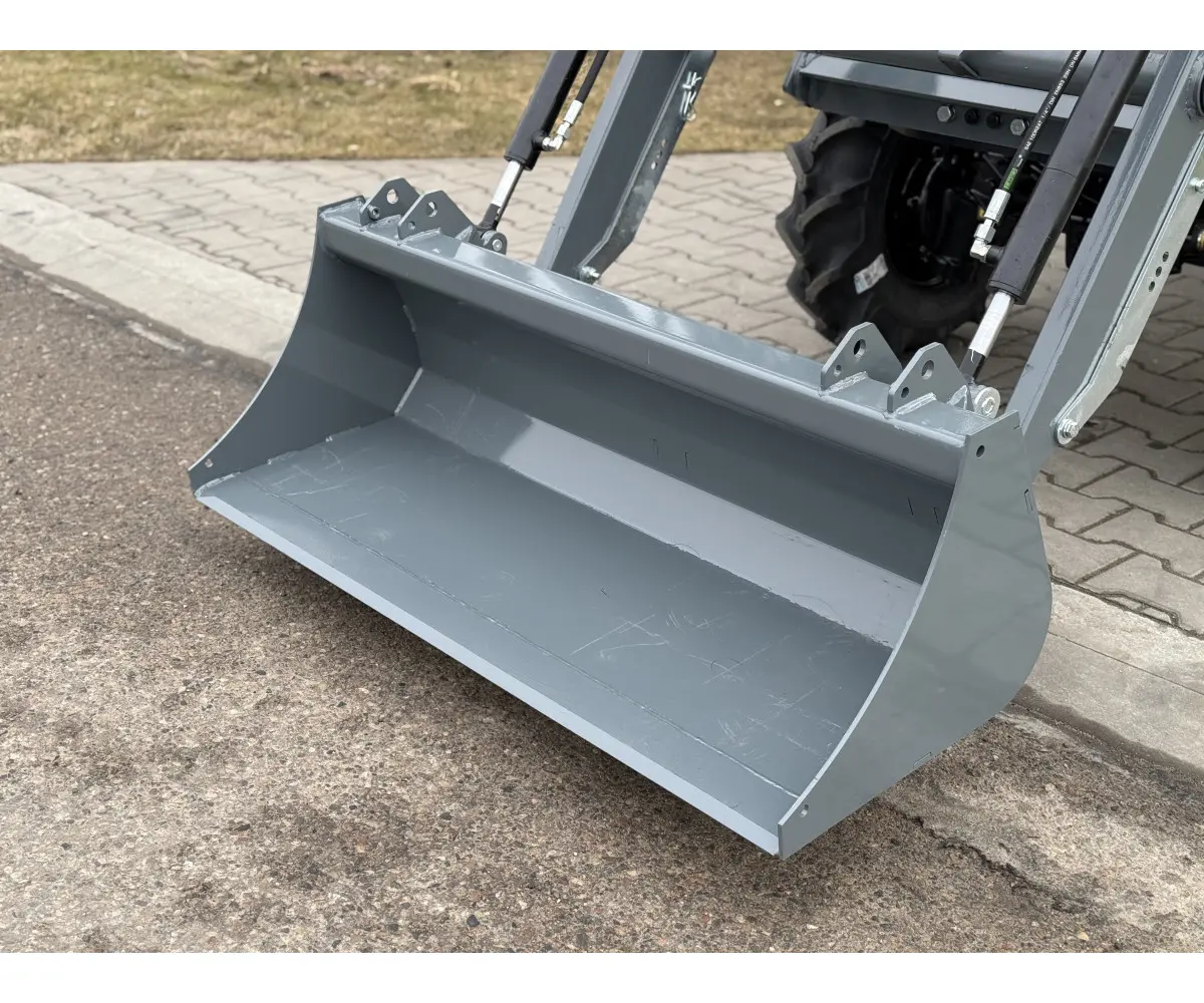 Solis 26HST su frontaliniu krautuvu