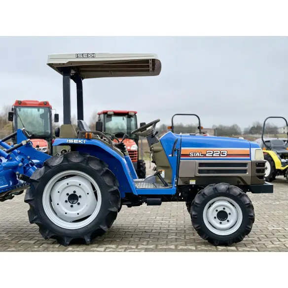 Iseki TF-223 su žemės dirbimo freza