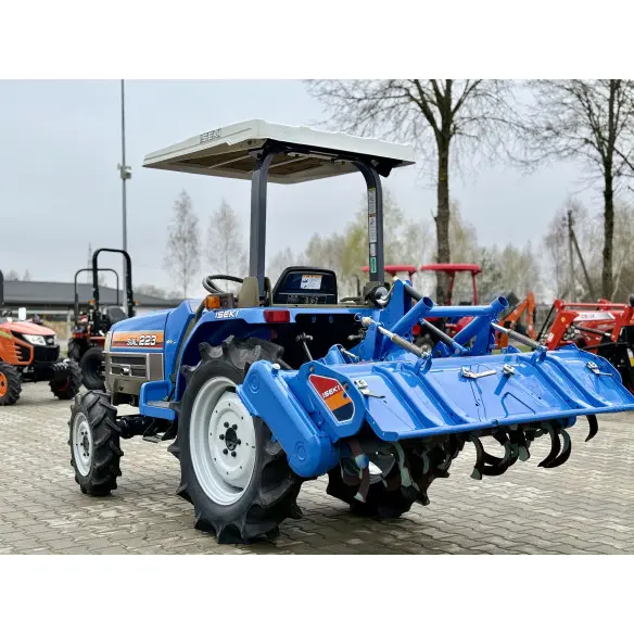 Iseki TF-223 su žemės dirbimo freza