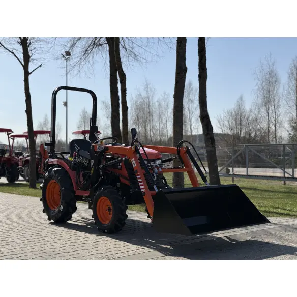 Hinomoto HM3025 su frontaliniu krautuvu