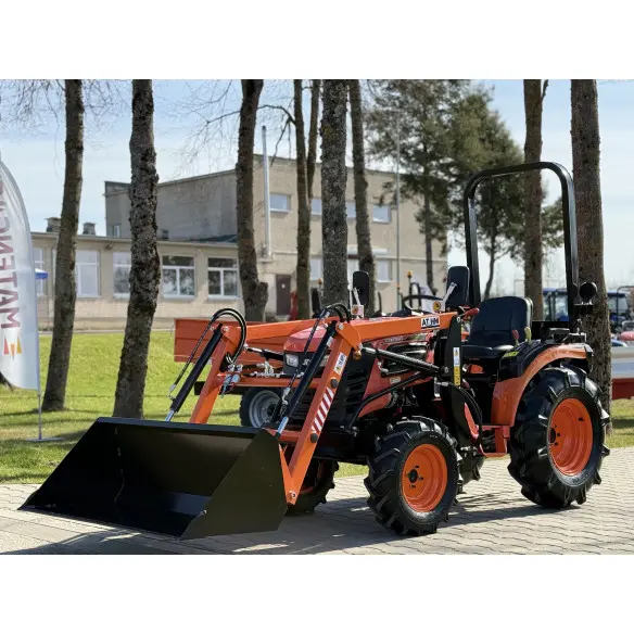 Hinomoto HM3025 su frontaliniu krautuvu