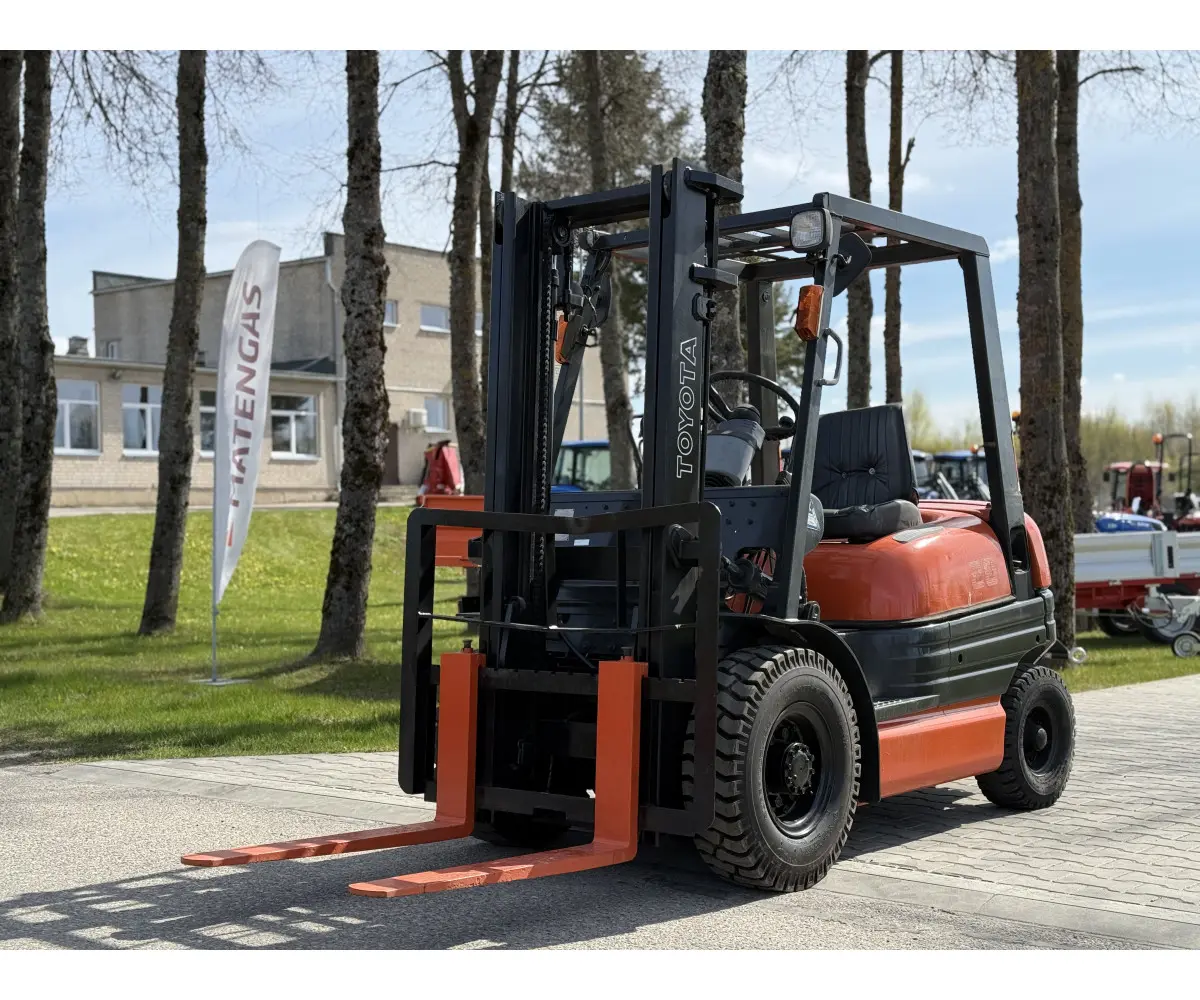 Toyota 6FGL20 šakinis krautuvas