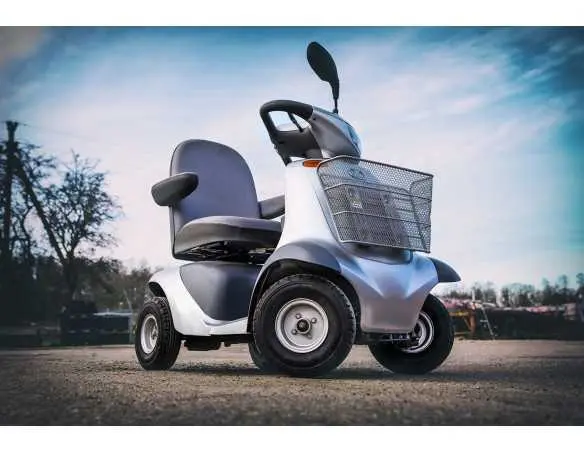 KUBOTA EW-40 elektramobilis